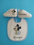 Coordinato bavettina e scarpette topolino seduto