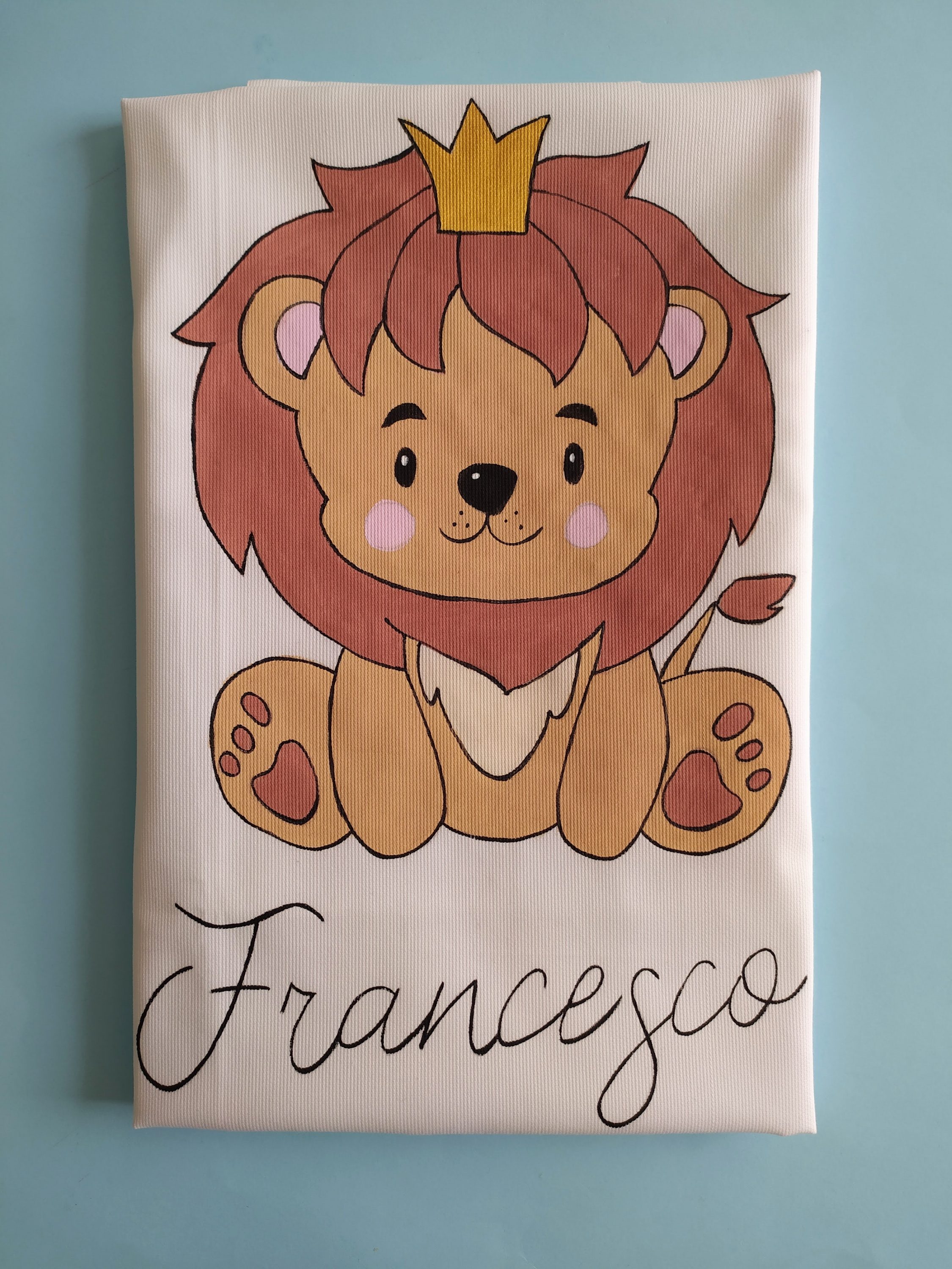 Copertina leoncino corona