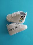 Scarpette Topolino in piedi