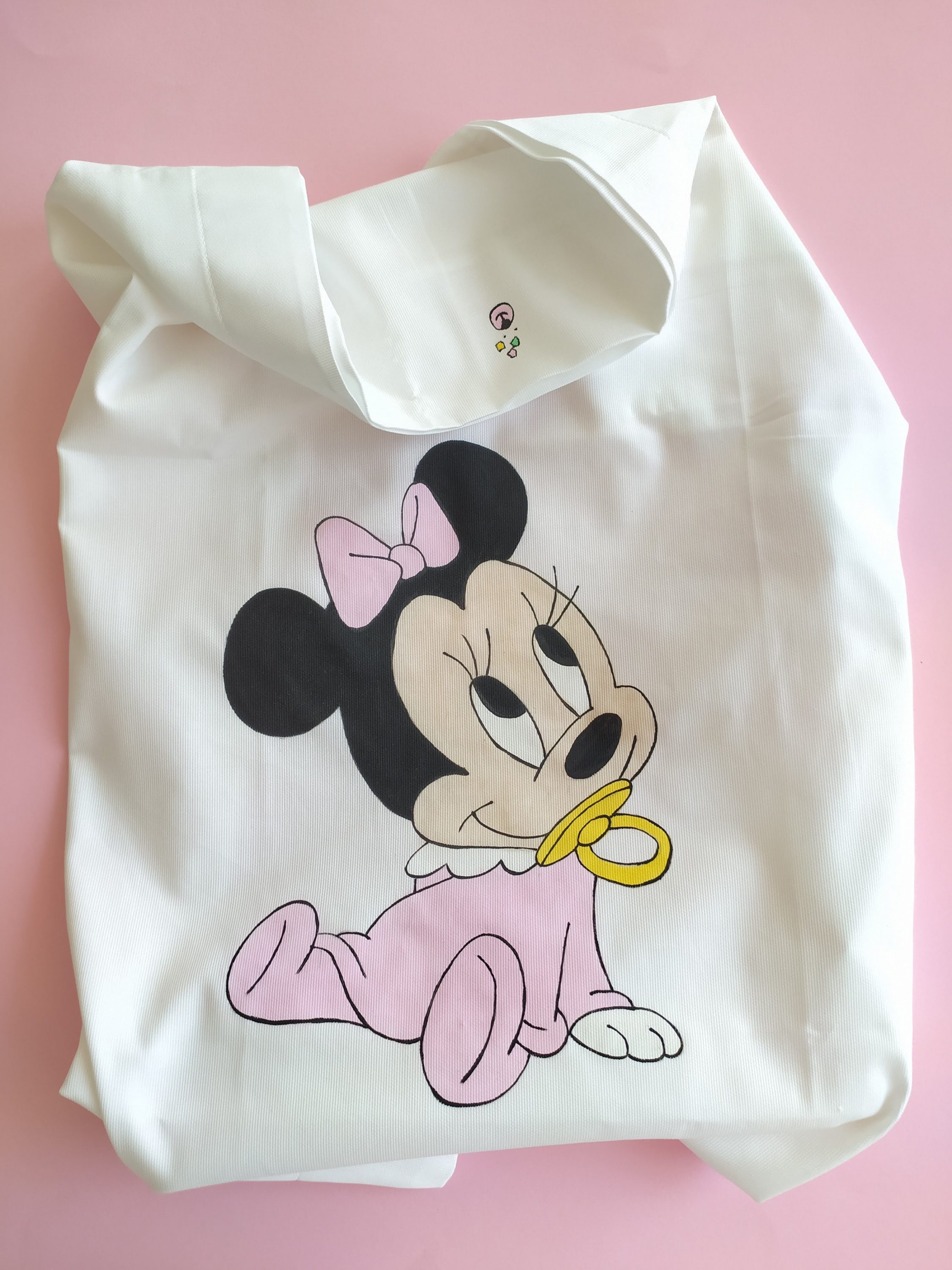 Copertina Minnie ciuccio.
