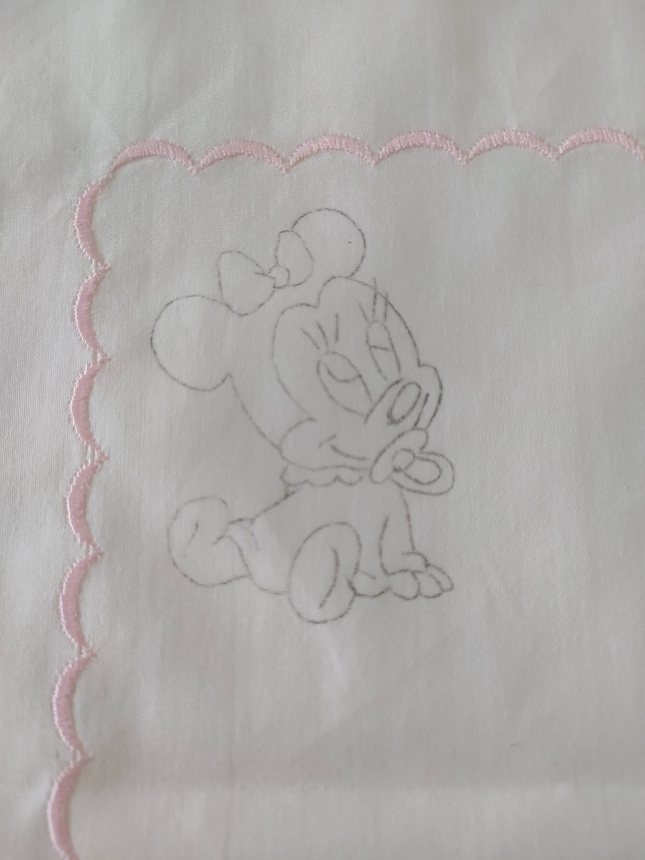 Copertina Minnie ciuccio.....