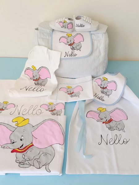 Coordinato neonato prima nascita Dumbo vola